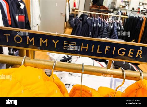 fabrica de tommy hilfiger polonia